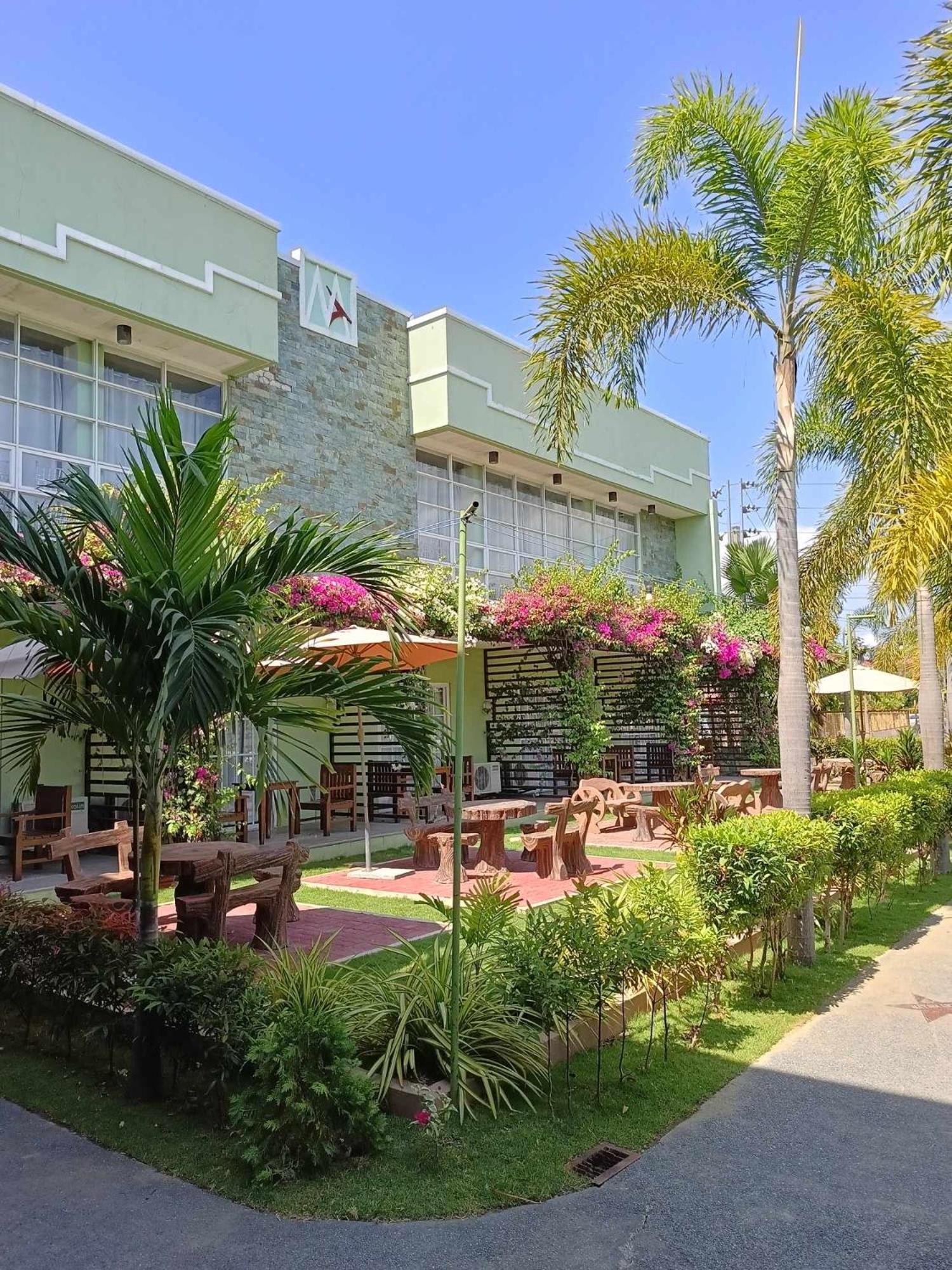 Marand Family Resort Bauang Extérieur photo